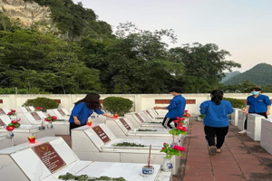 THPT Bình Gia và Những ngày Tháng Tư lịch sử..!