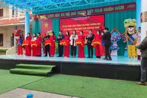 TẤM GƯƠNG SÁNG CHUNG TAY VÌ SỰ PHÁT TRIỂN CỦA NGÔI TRƯỜNG GẦN 60 NĂM TUỔI!